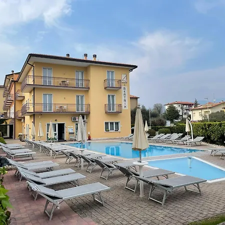 Apart-hotel Beatrix 3*